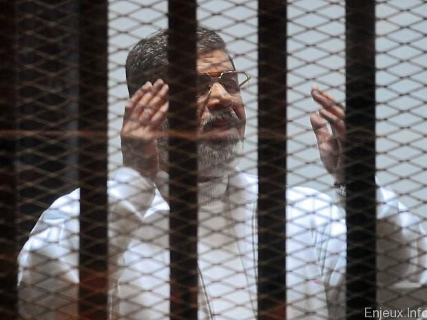 Egypte : la confirmation de peine capitale de Morsi reportée