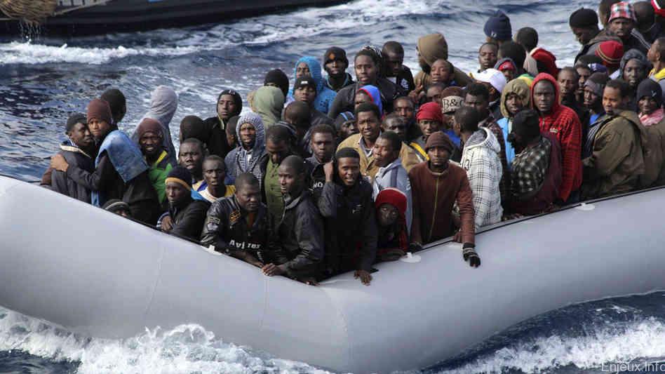 Italie : un millier de migrants secourus en une seule journée