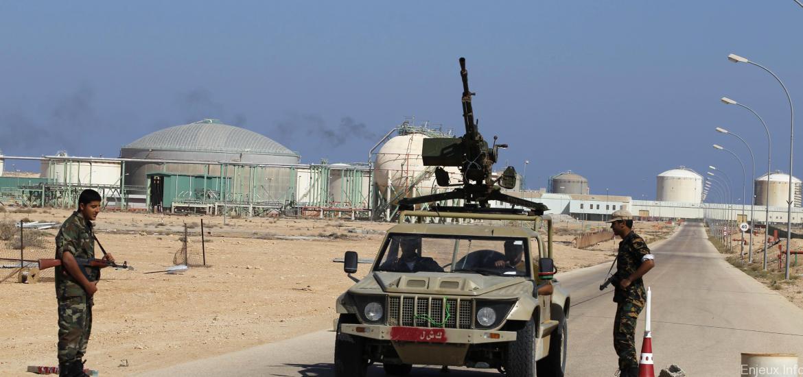Libye : Evacuation de trois champs pétroliers suite à une menace djihadiste
