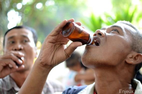 L’Inde déplore dix-sept morts suite à la consommation d’alcool frelaté