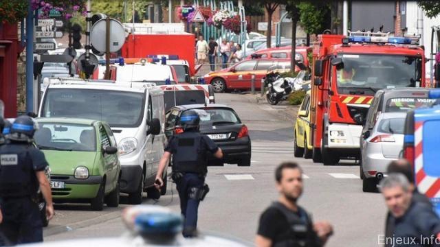 France : un prêtre tué dans une prise d’otages revendiquée par l’Etat islamique