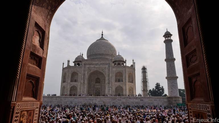 Rénovation du Taj Mahal en Inde