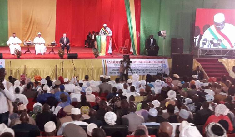 Mali : L’ancienne rébellion CMA rejoint la Conférence d’entente nationale