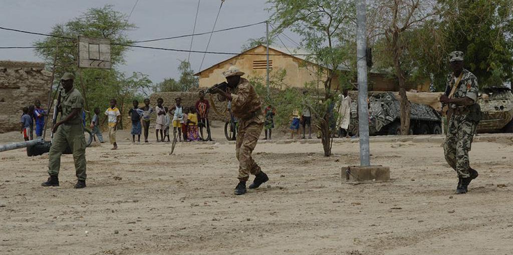 Mali : cinq militaires tués dans une attaque attribuée à des djihadistes
