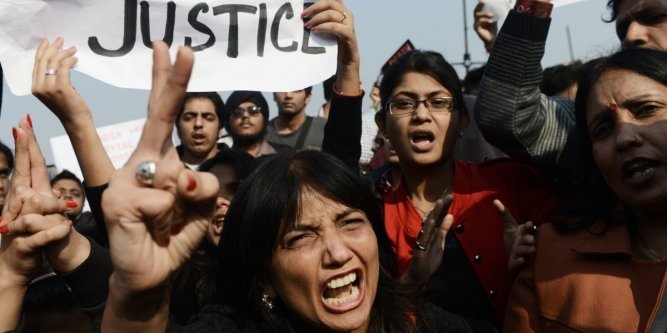 La Cour suprême indienne confirme les condamnations à mort de quatre violeurs