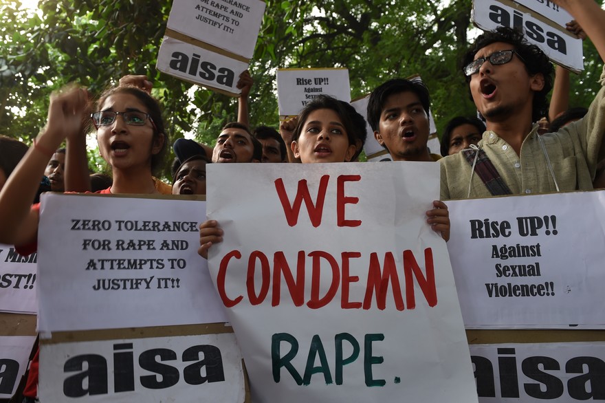 L’Inde adopte la peine de mort pour les violeurs des enfants de moins de 12 ans