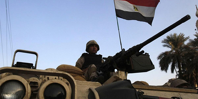 Onze soldats égyptiens abattus dans une attaque djihadiste dabs le canal de Suez