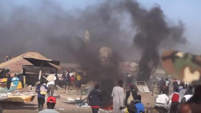 Sénégal : Les policiers pourchassés par les pêcheurs en colère à Mbour