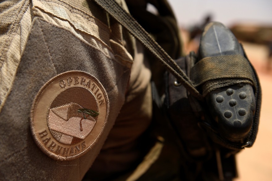 Sahel : Quatre soldats français de la force Barkhane testés positifs au Covid-19
