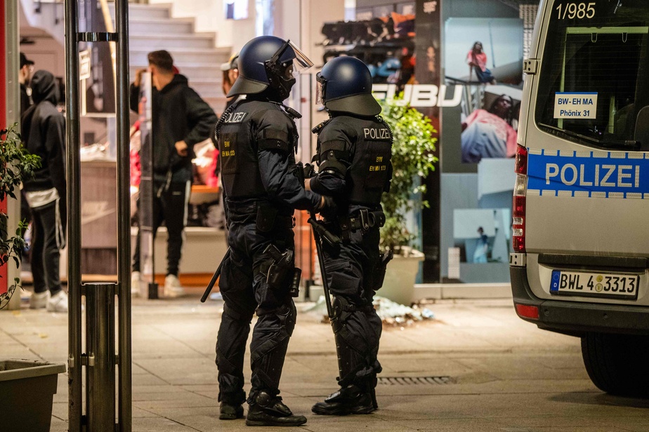 Allemagne : Une dizaine d’agents de police blessés dans des émeutes à Stuttgart