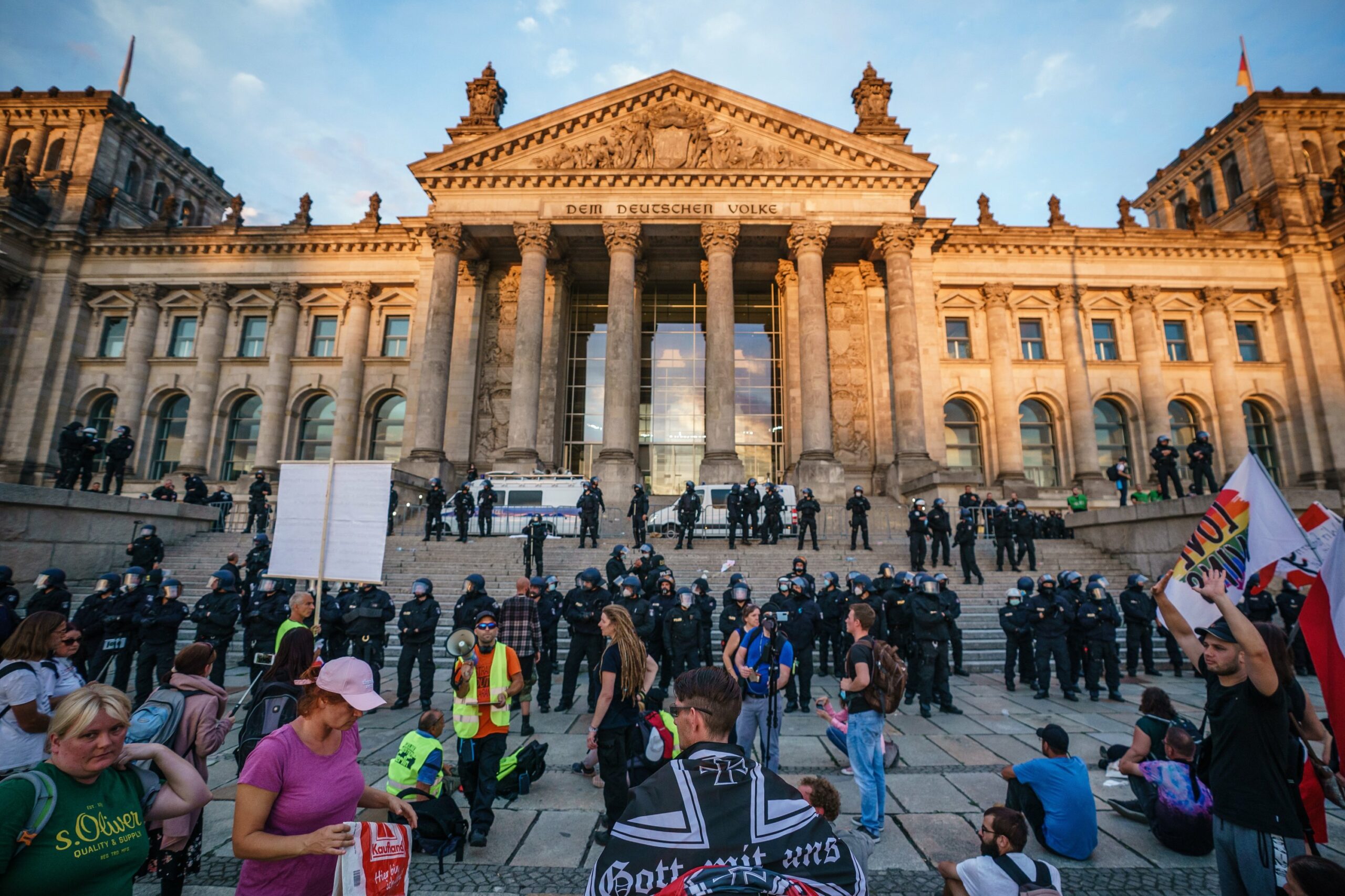 L’Allemagne indignée face au comportement des manifestants anti-masques