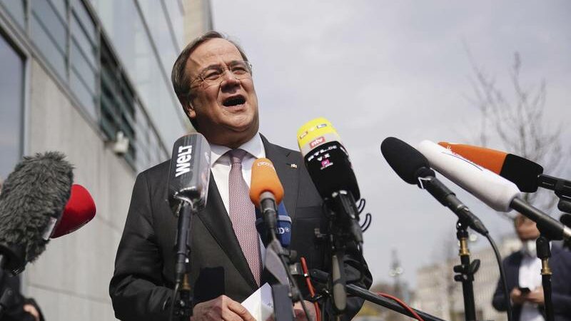 Allemagne : les conservateurs choisissent finalement Laschet comme candidat à la chancellerie