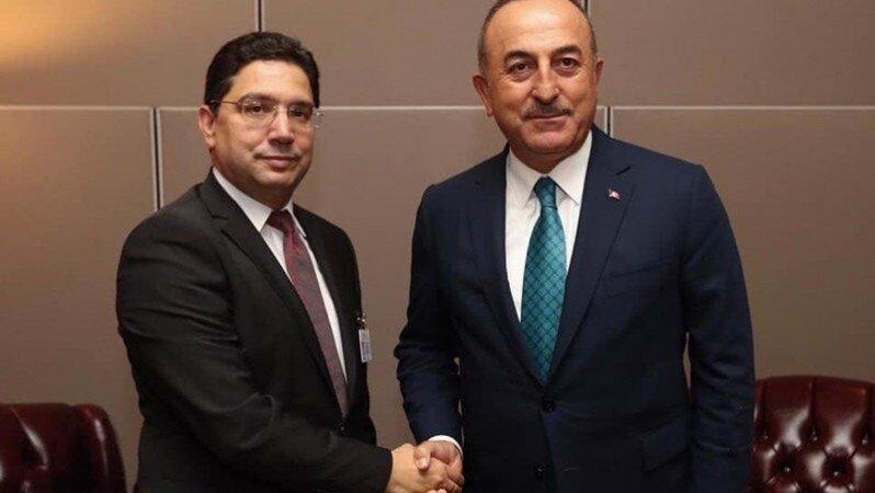 Maroc-Turquie-Coopération : Le ministre turc des A.E salue le leadership du Roi Mohammed VI