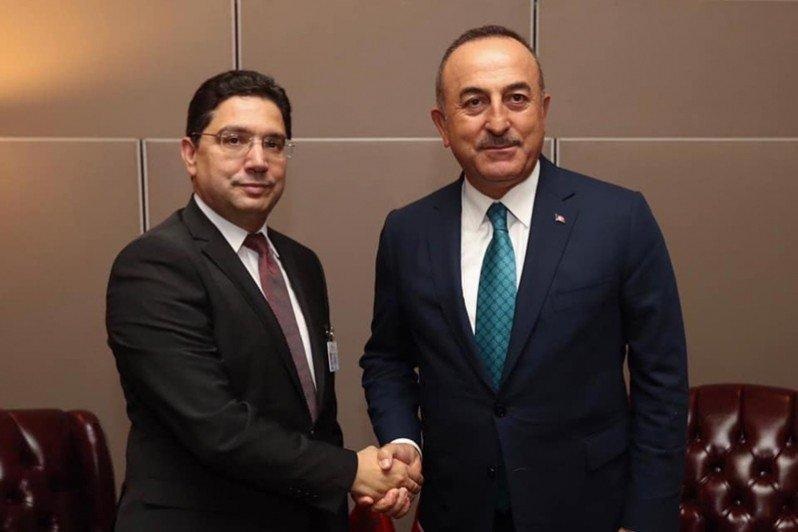 Maroc-Turquie-Coopération : Le ministre turc des A.E salue le leadership du Roi Mohammed VI