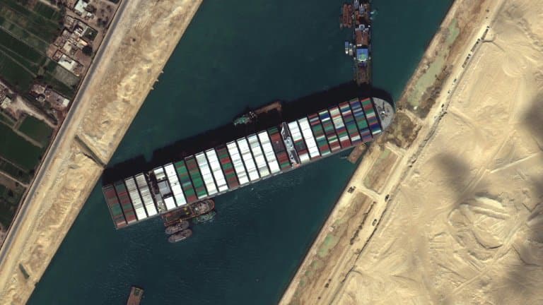 Egypte : Le porte-conteneurs Ever Given qui avait paralysé le canal de Suez bientôt libéré