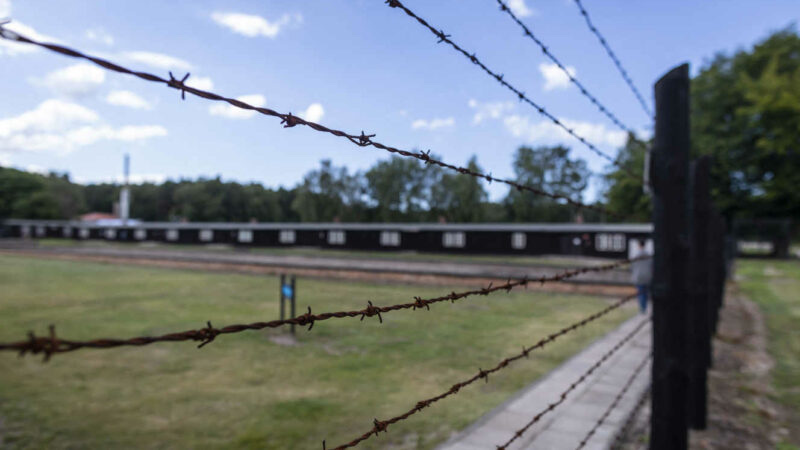 Allemagne : une ancienne secrétaire nazie tente de s’échapper de son procès