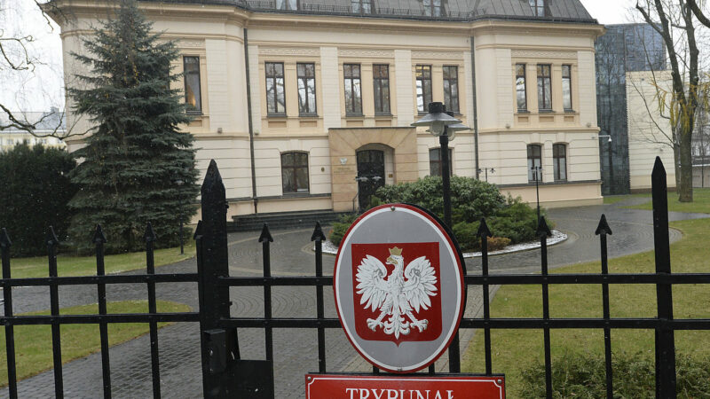 La Pologne : Remise en cause de la primauté du droit européen sur les traités nationaux