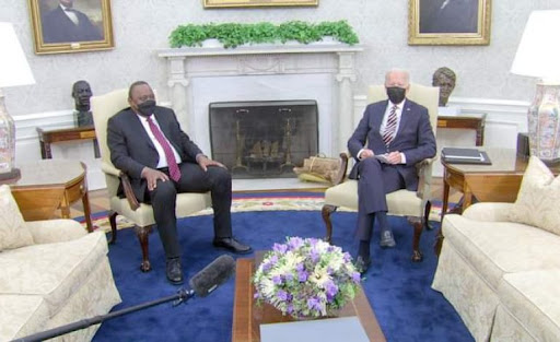 Biden reçoit Kenyatta à la Maison Blanche