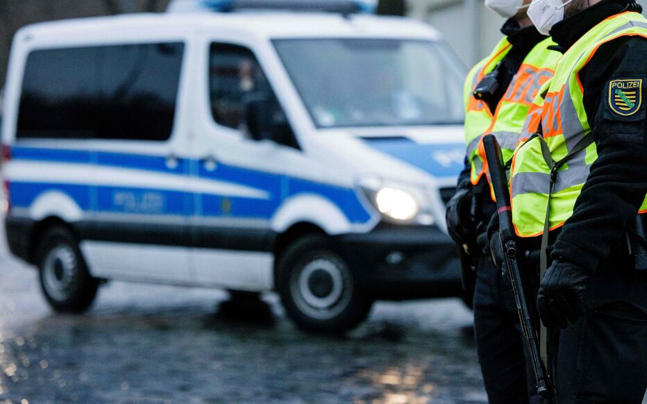 Deux agents de police allemande abattus par des inconnus actuellement recherchés