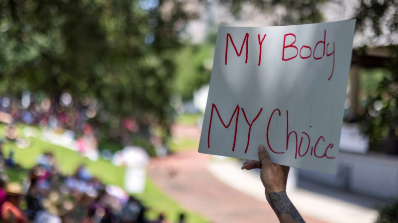 La justice américaine bloque provisoirement l’interdiction d’avorter en Louisiane