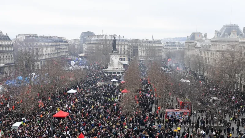 Forte mobilisation en France contre le projet de réforme des retraites