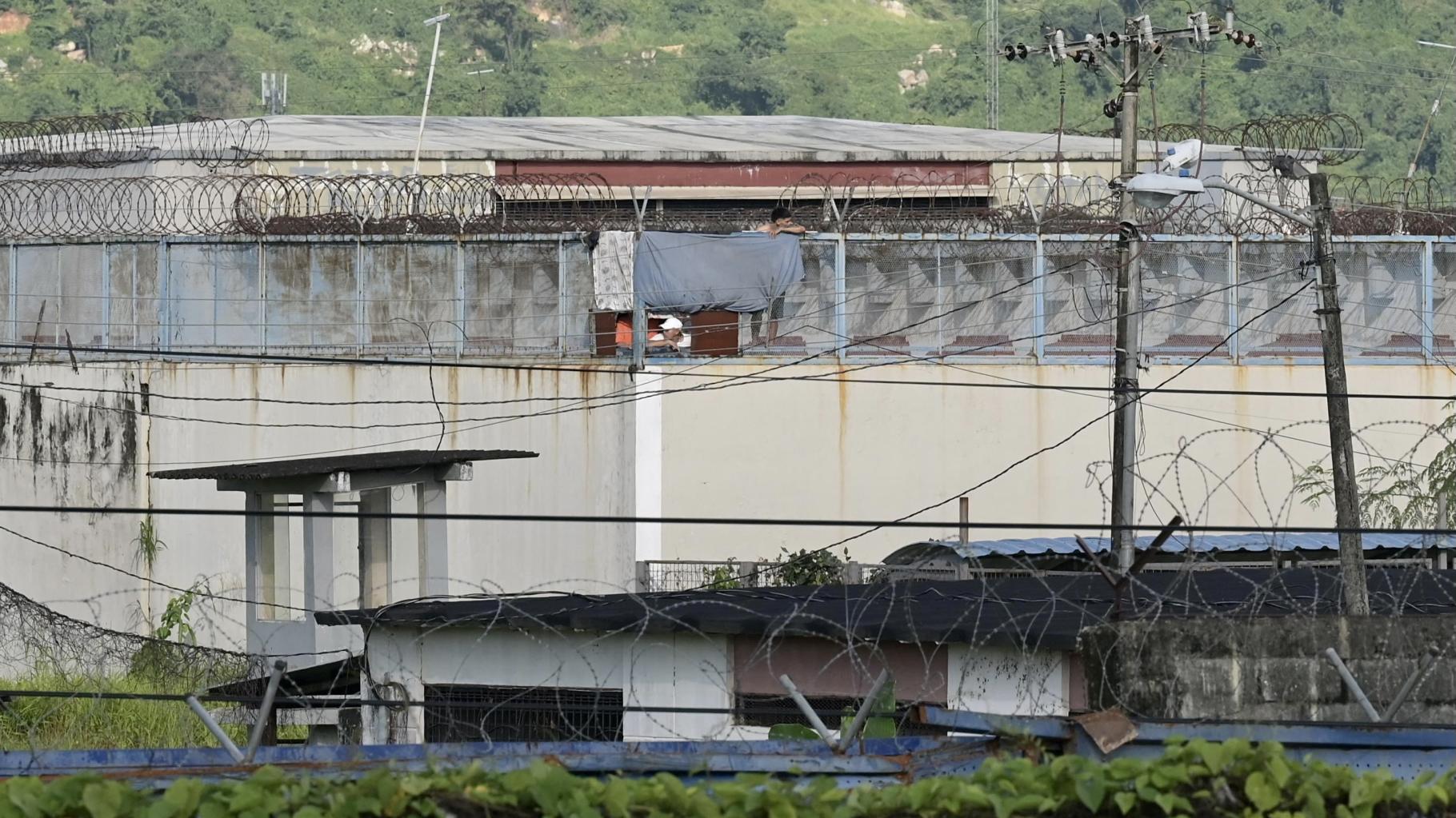 18 morts lors de violence dans une prison en Equateur