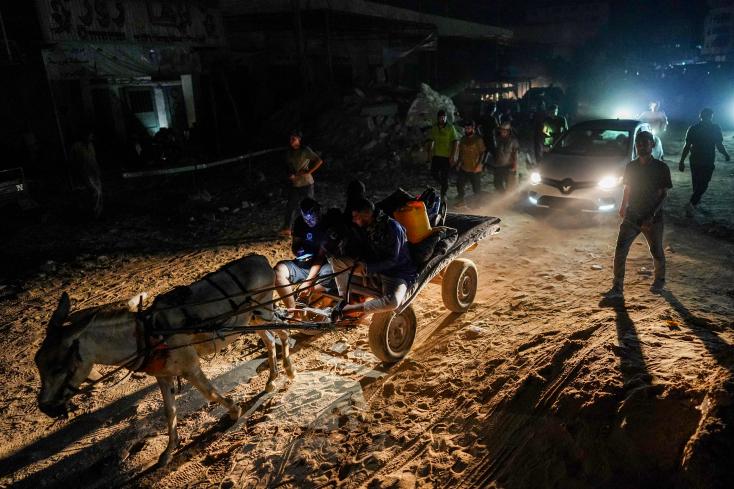 Panique évacuation massive Khan Younès après nouveaux bombardements israéliens